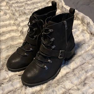 Torrid black lace up combat boots style shoes 9.5